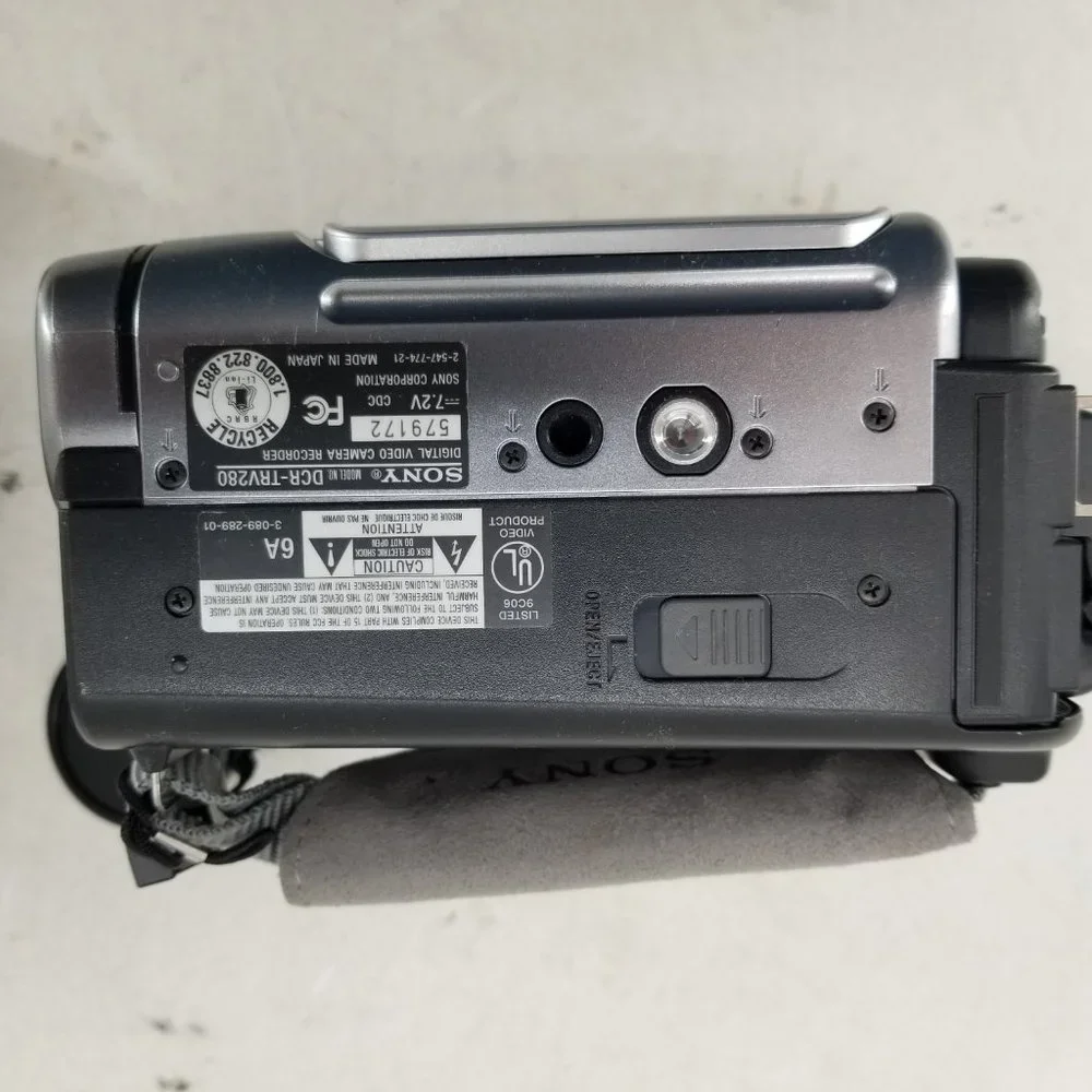 Sony compact handycam